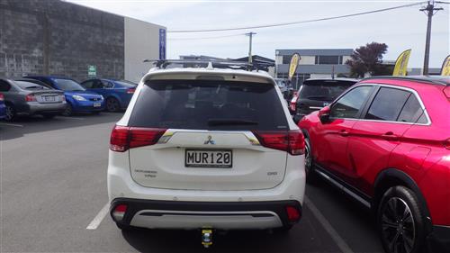 MITSUBISHI OUTLANDER STATIONWAGON 2021-2022